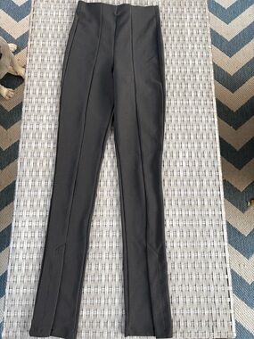 Zara Black High-Rise Ribbed Leggings